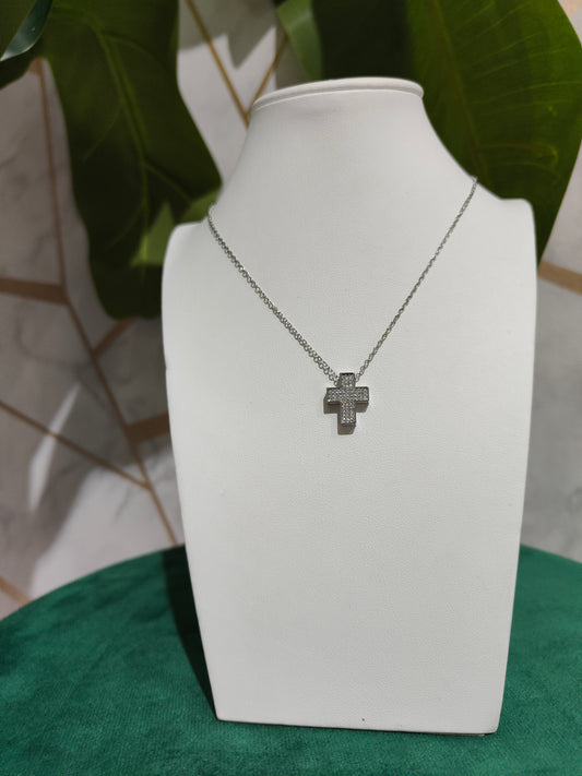 Collana Croce piena zirconata silver