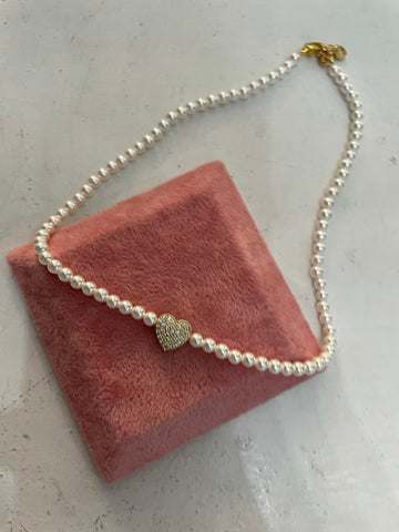 Collana perline con cuore oro