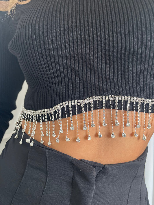 Maglia crop con pendenti