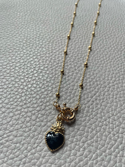 Collana cuore sacro nero