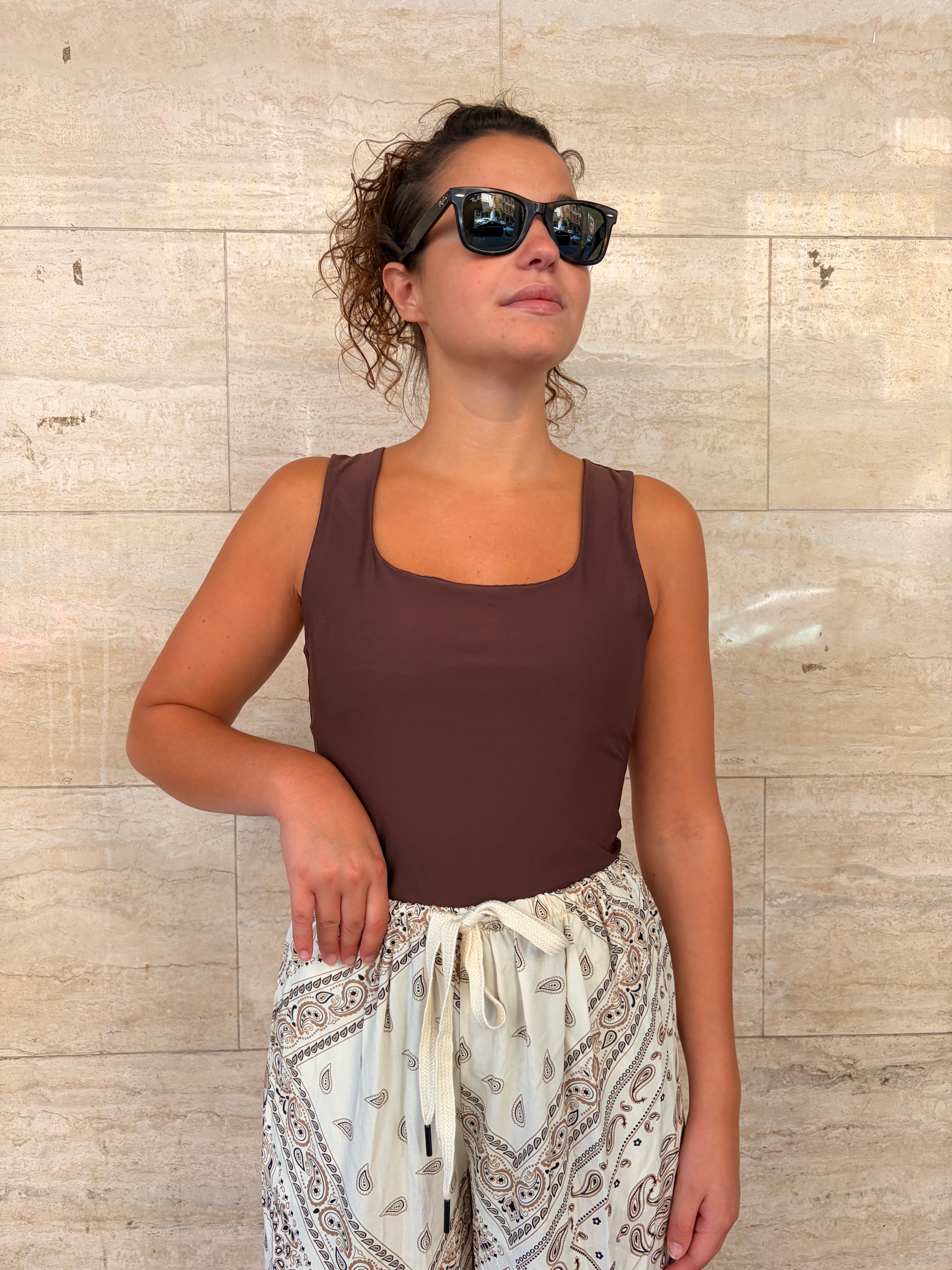 Body scollo quadrato