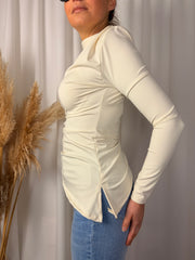 Maglia Taglio Asimmetrico