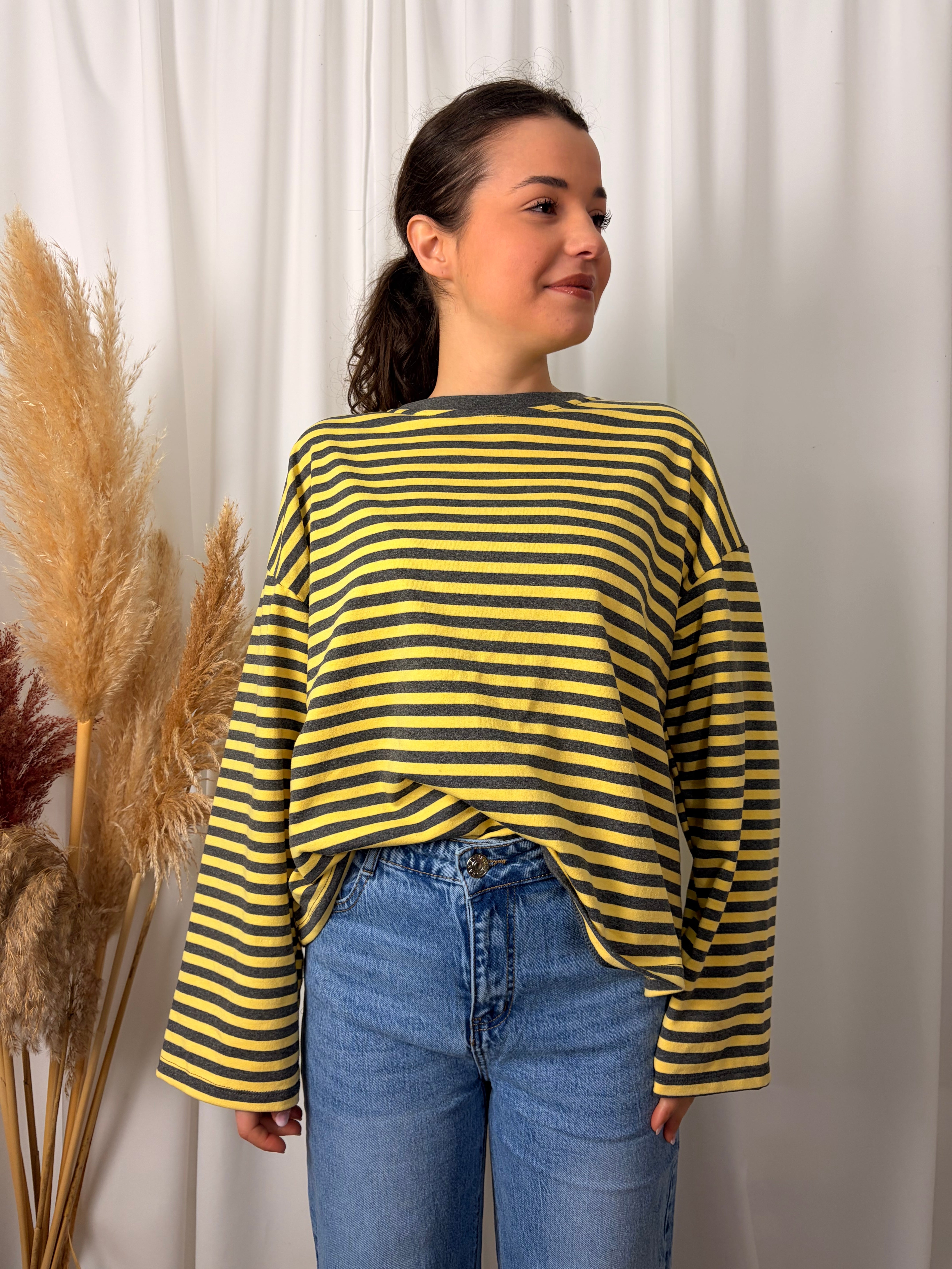 Maxi Sleeve Stripes