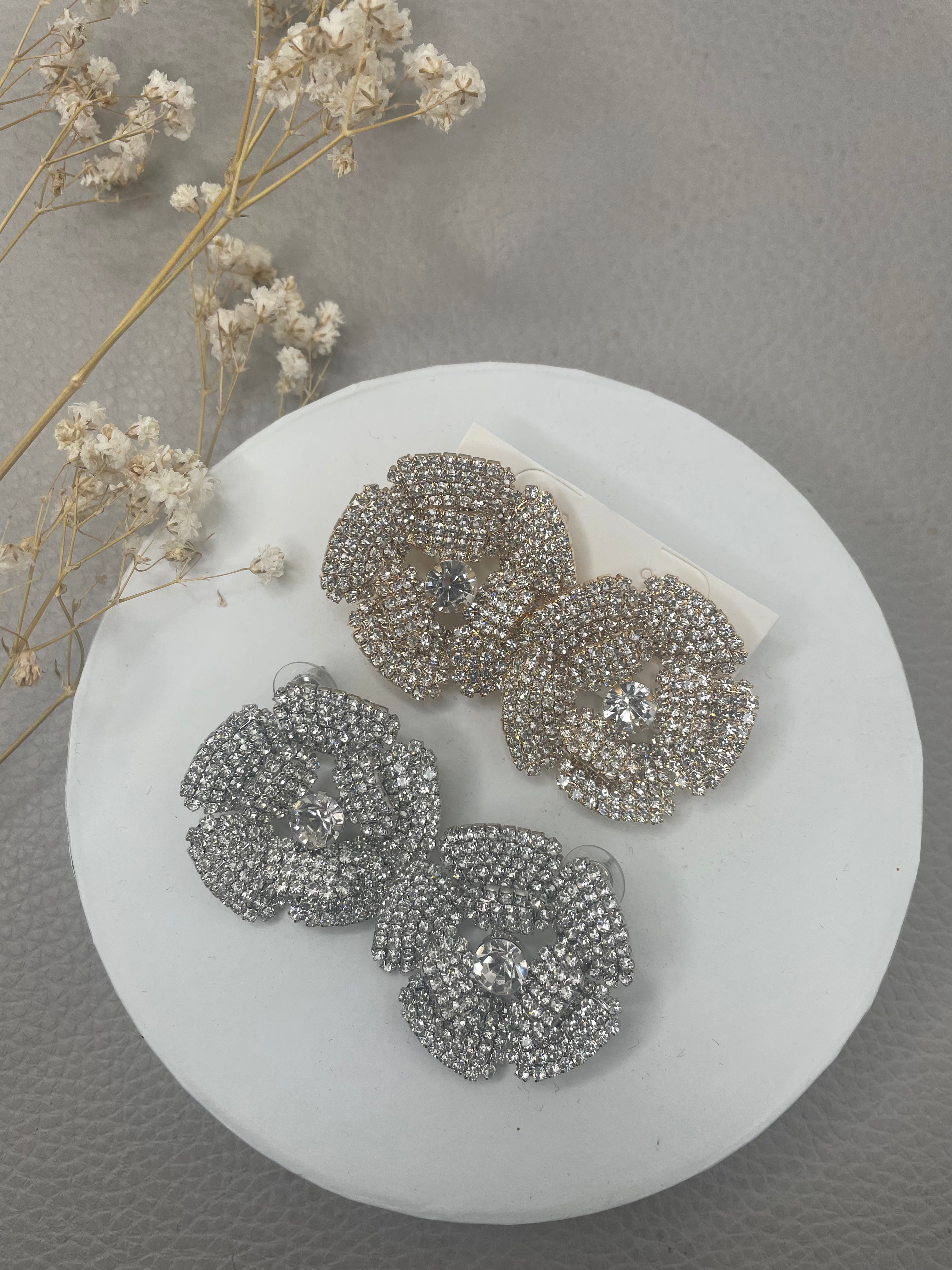 Camelia Luxury