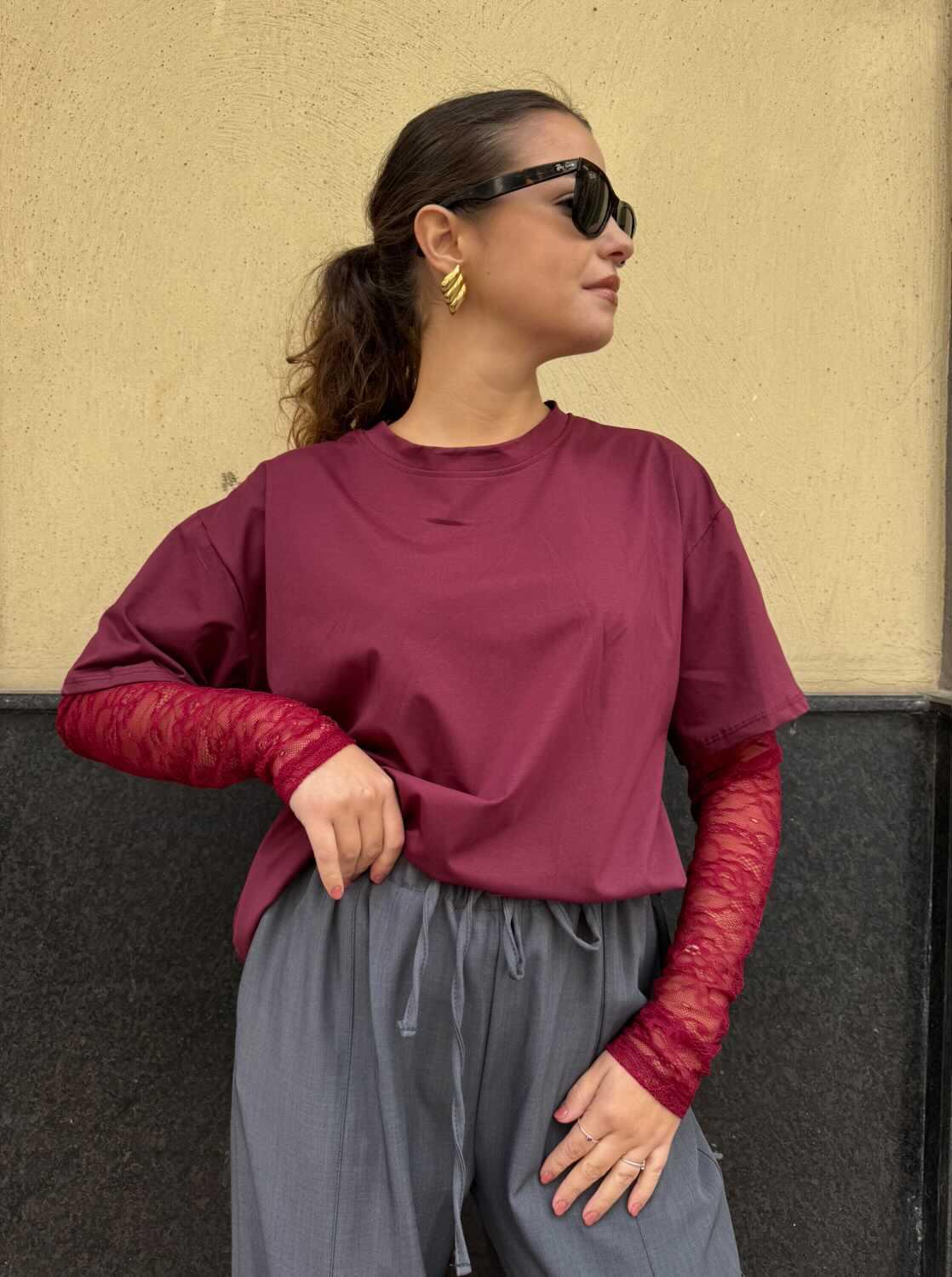 T shirt manica pizzo bordeaux