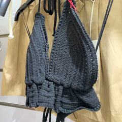 Crop top uncinetto due varianti